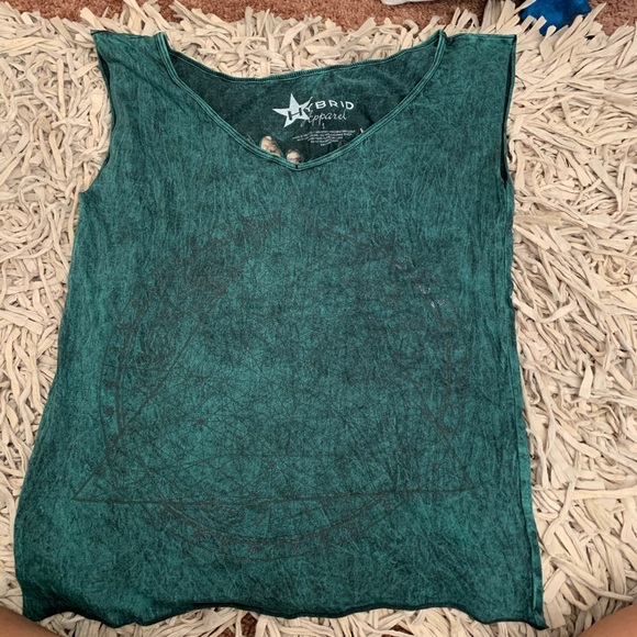 Tank top - Picture 2 of 4